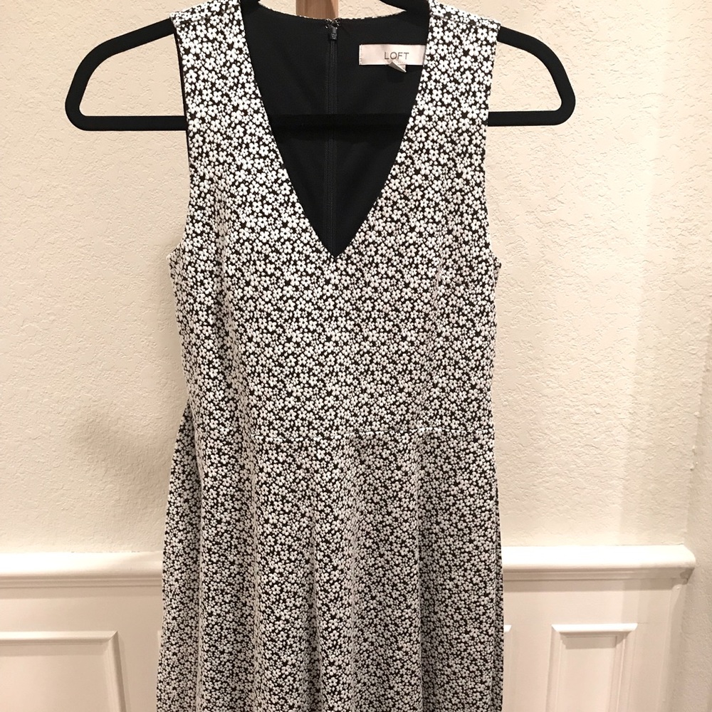Loft flower dress with tie